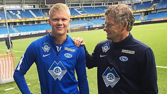 奥尔莫庆祝胜利：非常重要的三分！国家队比赛日后见（奥尔莫欢庆告捷：拿下关键三分，国家队比赛日后再会）