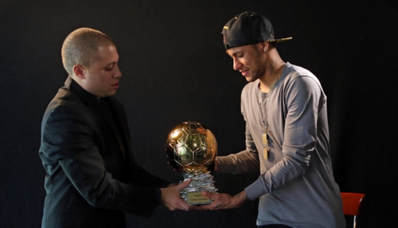 泰州市委书记谈“苏超”夺冠：这更是城市精神的升华（泰州市委书记评“苏超”夺冠：城市精神更上一层楼）