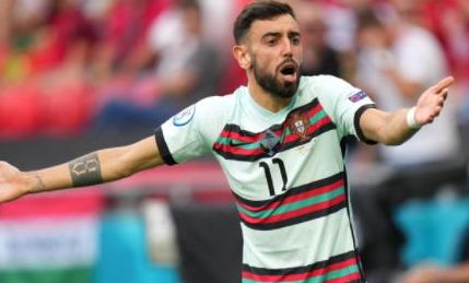 维尼修斯：友谊赛能帮巴西积累经验；我们都很喜欢和安帅共事（维尼修斯：热身赛助巴西涨经验；全队都喜欢与安切洛蒂合作）