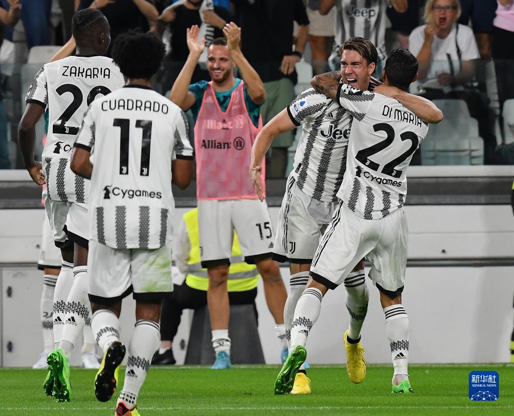 申花连续两个赛季在亚冠输给柔佛，共丢6球、仅打进1球（申花连续两季亚冠负于柔佛，合计丢6球仅进1球）