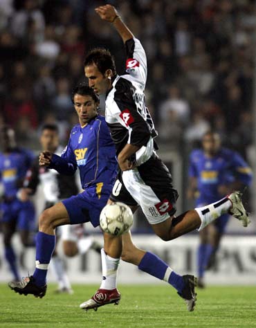 阿隆索：维尼修斯的事到此为止；明天的点球手是姆巴佩（阿隆索：维尼修斯话题就此打住，明日主罚点球者为姆巴佩）