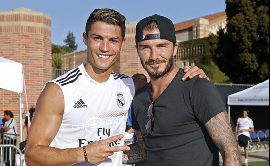 巴萨vs法兰克福：亚马尔、莱万、拉菲尼亚首发，特狮替补（巴萨战法兰克福：亚马尔、莱万、拉菲尼亚先发，特狮替补待命）