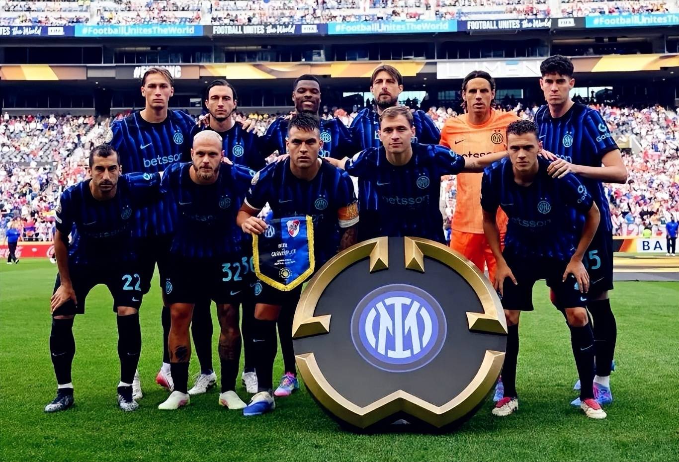 三连败！利物浦1-4埃因霍温Liverpool 1-4 PSV 🥶（利物浦惨遭三连败：1-4负于埃因霍温 🥶）