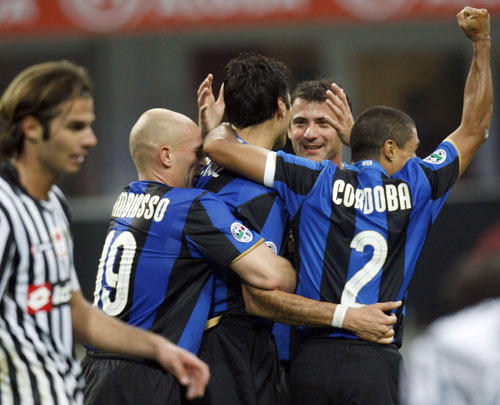 周琦内线统治力大爆发（周琦篮下称霸火力全开）