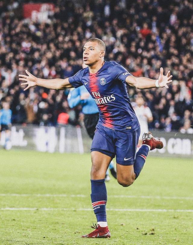 科尔：球员失去首发总是会沮丧，跟库明加交流过了目标一致（科尔：失去首发难免沮丧，已与库明加沟通并达成共识）