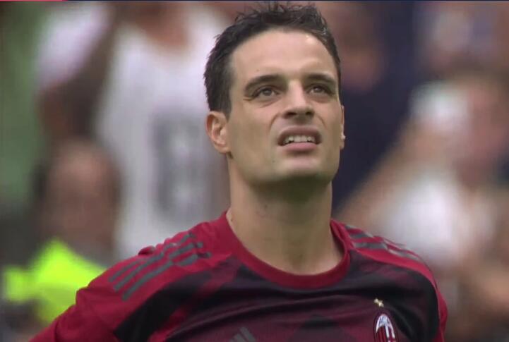 字母哥本赛季在场时球队净胜103分，不在场时狂输149分（有字母哥时球队净胜103分，没字母哥时净负149分）