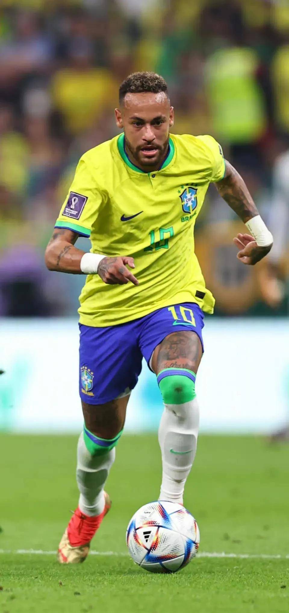 系统局了？柔佛全场狂轰48脚12射正未破门，海港仅6脚射门（系统味拉满？柔佛48脚12射正仍零进球，海港全场仅6次射门）