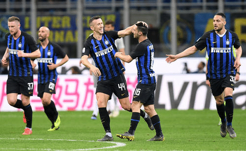 梅里诺玩二选一：佩德里＞维蒂尼亚、厄德高、罗德里（梅里诺的选择：佩德里高于维蒂尼亚、厄德高和罗德里）